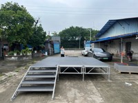Scène événementielle portable carrée en aluminium pour extérieur, scène/estrade modulaire en aluminium pour mariages et petits concerts