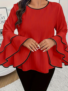 Atasan wanita kasual ukuran besar dengan warna solid elegan, leher bulat, dan lengan lonceng berdesain warna blok. - Product Image 2