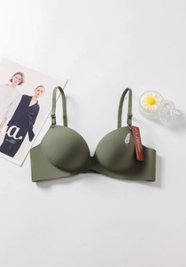 Reggiseno Push-up Senza Cuciture di Alta Qualità, Imbottito e Morbido, con Spalline alla Moda per Donna - Product Image 5
