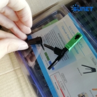 Conector Rápido de Fibra Óptica Sunet SC APC para Terminación en Campo de Cable Drop FTTH
