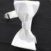 Chinois Usine En Gros Offre Spéciale Réglable Classique Blanc Arc Cravates Blanc Satin Auto Cravate Sublimation Polyester Bow Tie