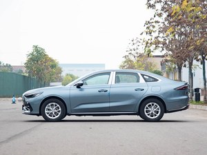 Geely Galaxy Star 6 PHEV 2026 Édition Exploration 60 km Bleu Glacé Berline Compacte pour l'Exportation - Product Image 2
