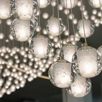 Lustre en verre sphérique sur mesure non standard pour grands espaces intérieurs, long/carré/ovale, avec commande sans fil pour hall à plafond haut