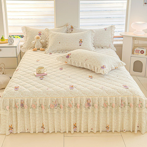 Juego de Ropa de Cama Acolchada con Diseño Floral Morado, 4 Piezas, Cubrecama con Volantes de Encaje y Fundas de Almohada, Tamaño King y Queen, Ropa de Cama de Algodón Suave - Product Image 5
