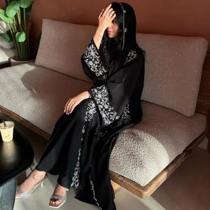 Abaya Đen 2025 Mở Abaya Eid Hot Đen Thời Trang Thủ Công Thêu Thiết Kế Tay Áo Dài Ăn Mặc Cho Phụ Nữ Hồi Giáo Eid Ăn Mặc - Product Image 3
