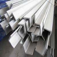 Acier angle 45 degrés carbone angle égal acier fer