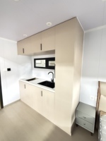 Maison conteneur préfabriquée de luxe personnalisée de 20 pieds, type Apple Cabin, pour camping, remorque ou maison conteneur préfabriquée
