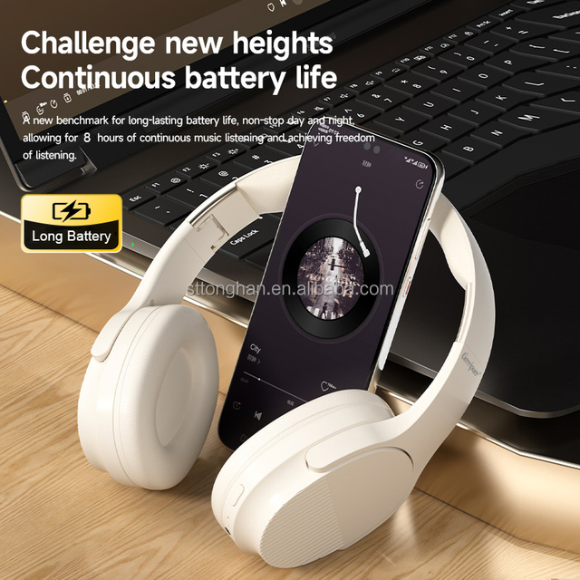 Popular New Fashion Wireless Headphone Strong Bass Fast Charging Earphone Foldable Over Ear Headphones for Sports Gaming