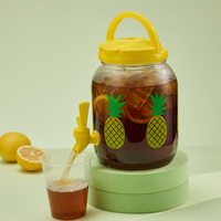 Bouteille d'eau grande capacité 2500 ml 3800 ml, impression personnalisée, pot à cornichons salés scellé avec robinet, distributeur de boissons en plastique avec robinet