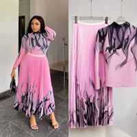 Ensemble plissé 2 pièces style Miyake personnalisé pour femme – Haut à manches raglan et jupe longue à imprimé artistique – Tenue de fabricant élégante