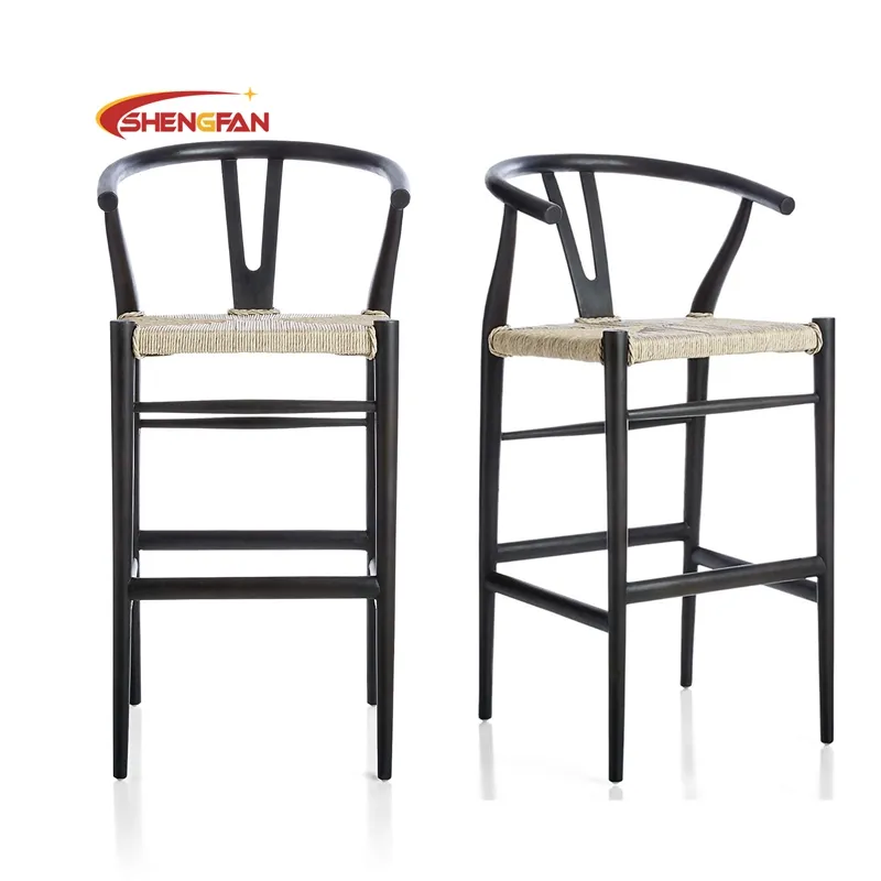 Chaise de bar en bois de frêne massif Meubles de bar en bois massif d'extérieur Couleur noire moderne et confortable Italienne