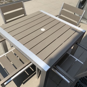 Juego de Muebles de Exterior para Playa, Bar o Restaurante, Resistentes al Agua, de Aluminio Cepillado, Mesas y Sillas Cuadradas para Comedor - Product Image 6