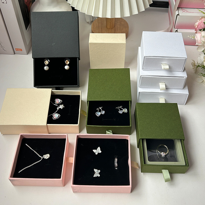 Recyclable Jewelry Drawer Packaging Box Customized Logo High-end Thick Bracelet Necklace Jewelry Packaging Gift Box With Sponge