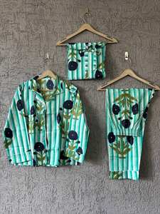 Conjunto de Pijama Hecho a Mano 100% Algodón, Pijama de Algodón Suave con Estampado Floral - Product Image 3