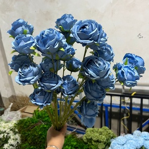 5 Rose Artificiali in Seta Bianca per Matrimoni, Decorazione per Hotel e Casa - Product Image 4