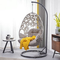 Chaise balançoire ronde suspendue en rotin PE/osier avec coussin
