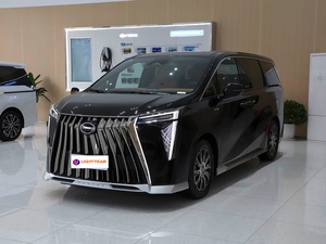 GA-C Trump-chi E9 PHEV MPV de 7 Plazas, Carga Súper Rápida 4C, Autonomía Combinada de 1032 km, Híbrido 2.0T, 274 kW, 630 Nm - Product Image 1