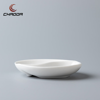 Ensemble de plats ronds en porcelaine blanche pour la restauration, plat à collation en céramique avec motif végétal pour un usage domestique, plat à trempette pour restaurant, emballage