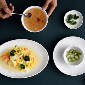 Juego de cena de lujo, juego de platos de cerámica <span class=keywords><strong>para</strong></span> Hotel, <span class=keywords><strong>vajilla</strong></span> de cerámica <span class=keywords><strong>para</strong></span> banquete de boda, platos redondos, juegos de <span class=keywords><strong>vajilla</strong></span> <span class=keywords><strong>para</strong></span> <span class=keywords><strong>6</strong></span> <span class=keywords><strong>personas</strong></span> - Product Image 4