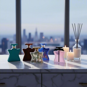 <span class=keywords><strong>Parfum</strong></span> <span class=keywords><strong>de</strong></span> Luxe pour <span class=keywords><strong>Homme</strong></span> - Fragrance Bond - New York No 9 - <span class=keywords><strong>Parfum</strong></span> pour <span class=keywords><strong>Homme</strong></span> - Vente en Gros pour Clubs Nocturnes - Product Image 2