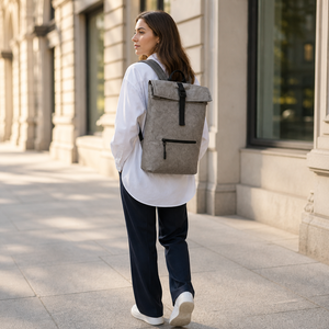 Mochila Gris para Portátil con Cierre de Hebilla, Impermeable, con Bolsillo con Cremallera para el Viaje Diario - Product Image 6