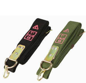 Sangle DF AK en toile pour extérieur, personnalisable avec ou sans logo, fixation par cordon de serrage - Product Image 1