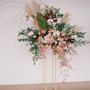 Nouvelle boule de fleurs artificielles en soie pour la décoration de table de mariage et la présentation en vitrine - Product Image 2