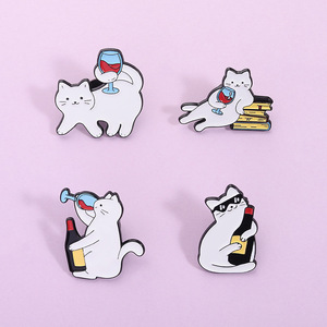 Mini Schattige Kat Die Rode Wijn Emaille Pin Badge Rode Wijn Broches Souvenir Voor Wijnliefhebbers Of Beste Vrienden Hot Item - Product Image 6
