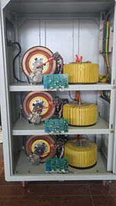 Estabilizadores trifásicos de alto rendimiento 80kva Regulador de voltaje automático <span class=keywords><strong>AVR</strong></span> 380V - Product Image 2