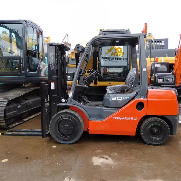 japan used original Toyota 8FD30 Forklift 3T Toyota Forklift diesel forklift japan Toyota Komatsu 3ton Isuzu engine