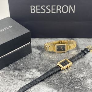 Montre élégante pour femme avec bracelet en acier inoxydable argenté, boîtier carré avec mouvement à quartz de la marque Miyota - Product Image 5