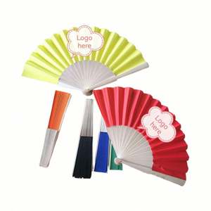 Nouvel Arrivage Éventail Pliant Sculpté Écologique Personnalisable avec Logo Imprimé pour Mariage et Cérémonies, en Bois et Bambou, Vente en Gros - Product Image 4