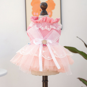 Robe de princesse de luxe pour chien en gaze bouffante, harnais intégré, haut de gamme, sexy, pour mariage ou événement spécial - Product Image 1