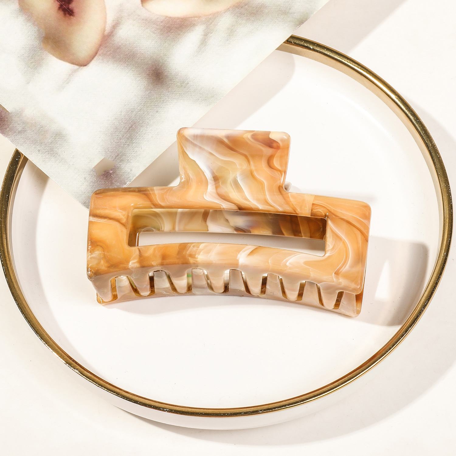 สีเหลือง