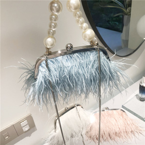 Hot selling Fluffy Feather Clutch Bag With <b>Frame</b> Closure Stylish Evening Party Handbag Wholesale Luxury Party Evening Bag - Product Image 3