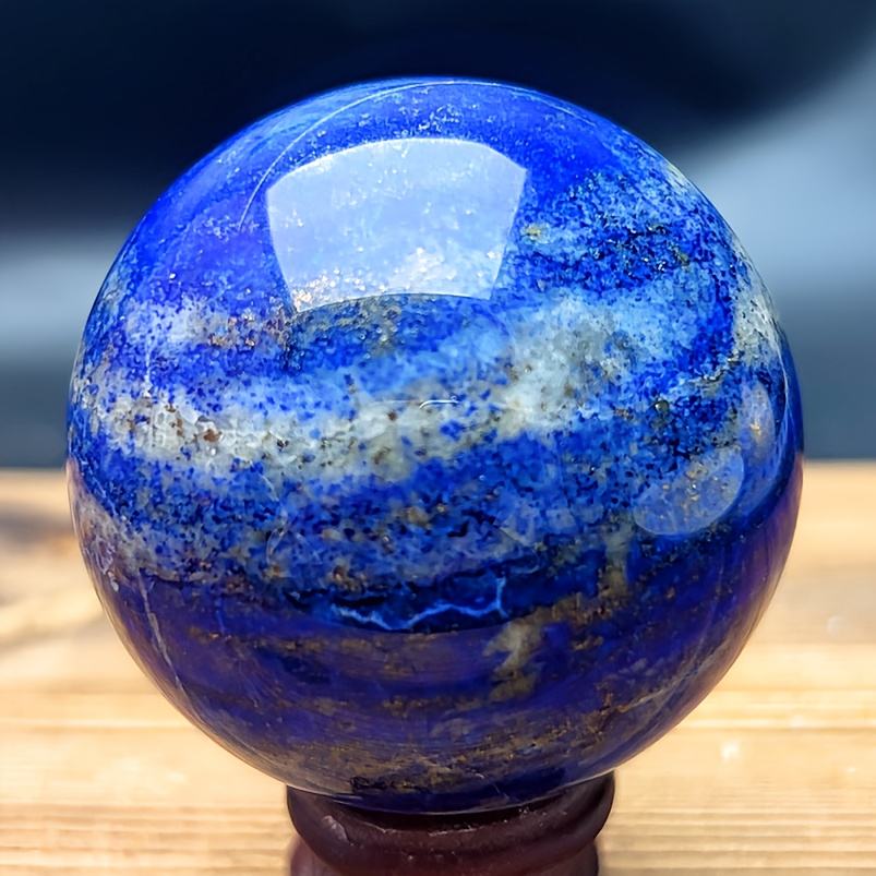 ลูกบอลลาพิสลาซูลีสีน้ำเงิน