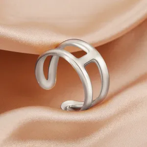 字母H形指环女士可调不锈钢戒指金色母亲节饰品礼品批发2023