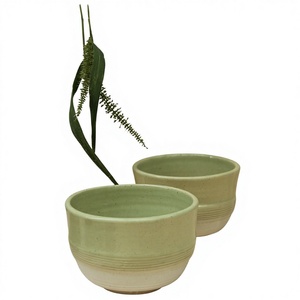 ชามเซรามิกสโตนแวร์คุณภาพสูง งานแฮนด์เมด เผาด้วยอุณหภูมิสูง ใช้กับไมโครเวฟได้ สีเขียวมิ้นท์เคลือบเงา ลายชนเผ่า - Product Image 1