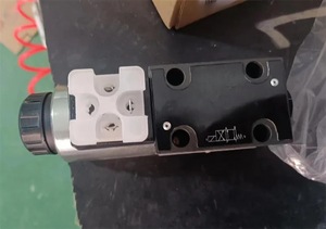 โซลินอยด์วาล์วควบคุมทิศทาง รุ่น D1VW020BNJW, วาล์วควบคุมทิศทาง D1VW020BNJW - Product Image 3