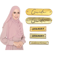 Étiquettes métalliques personnalisées, plaques de marque gravées et embossées en or pour hijab, vêtements, sacs à main en cuir et sacs à vin