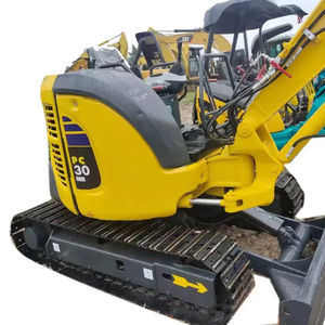 Mini-excavatrice KOMATSU PC30MR d'occasion à faible consommation de carburant, 3 tonnes, avec accessoire tarière, en bon état - Product Image 1