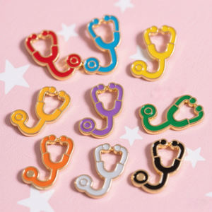 Produttore personalizzato antico carino morbido duro Medico Design in metallo spilla stetoscopio Medico Medico infermiere per spilla da risvolto macchina Ena - Product Image 6