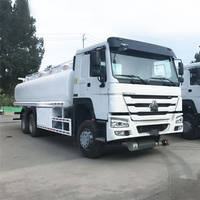 Sinotruk HOWO 20CBM camion-citerne de carburant d'eau 4X2/6X4/8X4 avec 336 371hp état neuf automatique pour le stockage d'huile