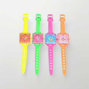 Jouets éducatifs pour enfants : Montre-labyrinthe de dessin animé, bracelet, petits jouets éducatifs pour le développement cérébral des enfants, vente en gros - Product Image 3