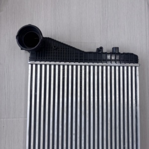 Chất lượng cao AC condenser <span class=keywords><strong>intercooler</strong></span> cho Volkswagen Golf Bọ Cánh Cứng Jetta Audi A3 TT-1K0145803A 1k0145803s - Product Image 4