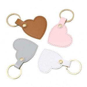 Llavero Creativo con Forma de Corazón, Colgante Metálico, Llavero de Cuero PU, Accesorios de Decoración, Pequeño Regalo - Product Image 3