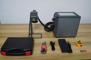 Máquina de Marcado Láser de Fibra Portátil Raycus de 30W con Batería de Litio, Nueva, Compatible con DXF y BMP, Refrigerada por Aire, Calidad Industrial - Product Image 3