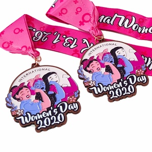 Medallas Personalizadas Modernas de Metal Antiguo con Logotipo Deportivo, para Maratón, Día de la Mujer, en 3D, de Aleación de Zinc, con Forma de Corazón - Product Image 3