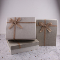 Boîte cadeau personnalisable en carton ondulé pour célébrités d'Internet, emballage créatif pour foulards, albums et vêtements pour hommes, avec estampage