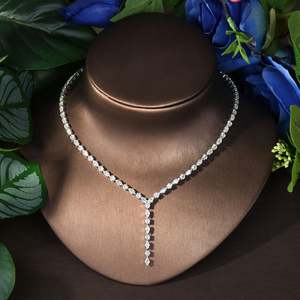 Simple Cubic Zirconia UAE Dubai mujeres joyería de moda nupcial boda pendientes collar fiesta joyería 4 Uds conjunto - Product Image 4